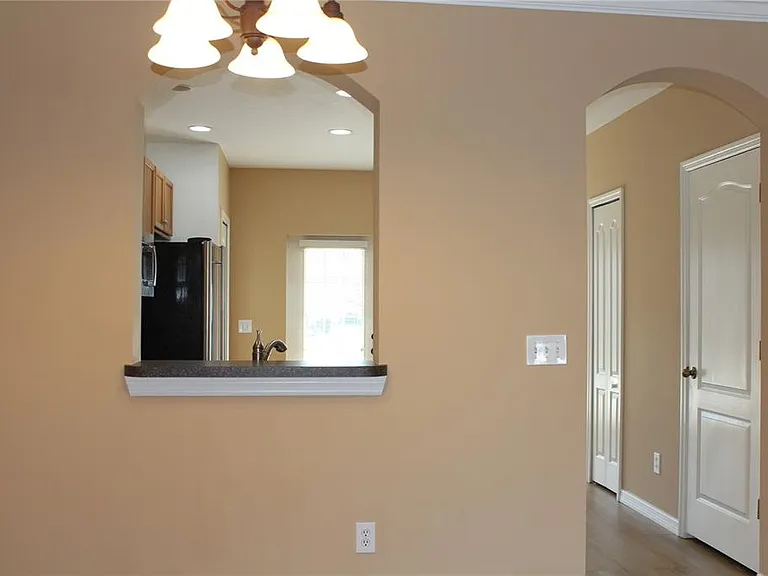 16320 Swan View Cir — Photo 4