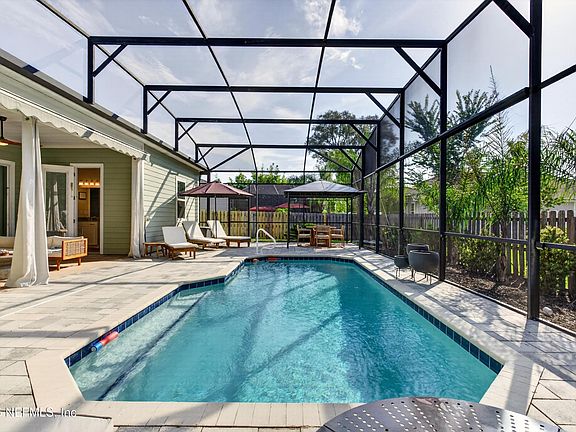 2nd image of 3328 SOUTHERN OAKS Drive