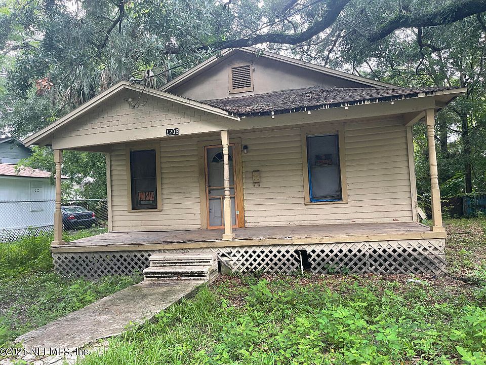 1st image of 1205 W 25th St