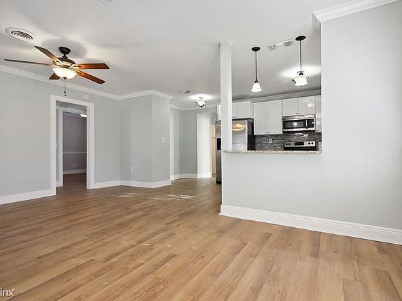 5th image of 214R W Violet St