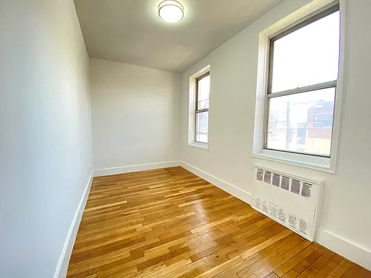 Rented by Compass | media 9