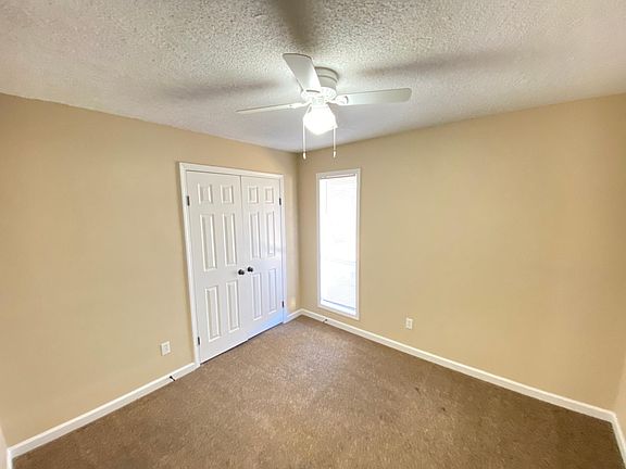 5th image of 5695 Shagbark Ct