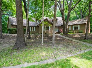 14 Bent Tree Ln, Towanda, IL 61776