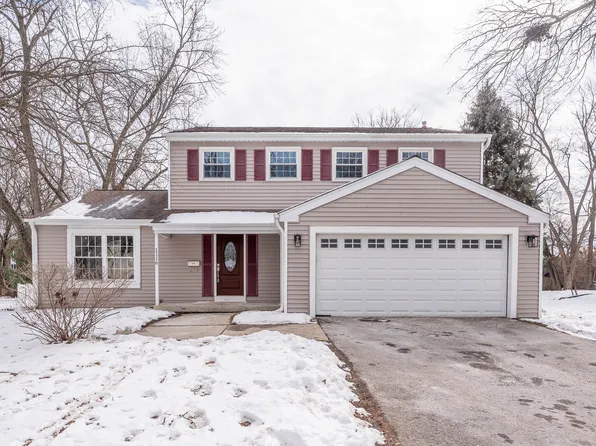 1116 Summit Hills Ln, Naperville, IL 60563