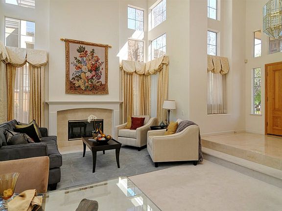 4th image of 6541 Deer Hollow Dr