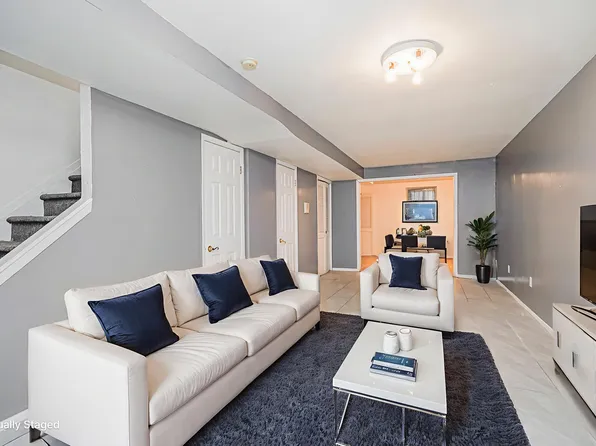 30 Westport Lane image 23 of 29