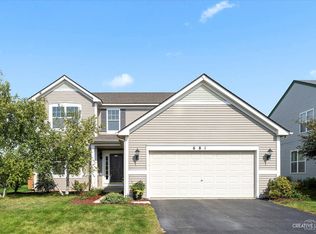 681 Stewart Ave, North Aurora, IL 60542