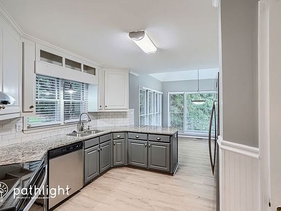 3rd image of 1625 Little Lisa Ln