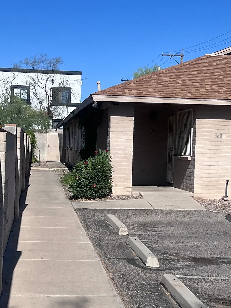 Building Photo - 360 N Highland Ave #3