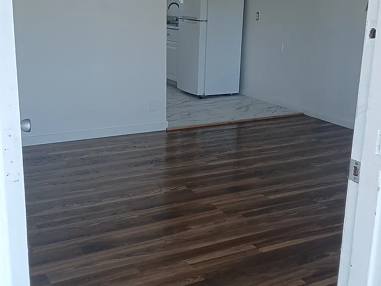 1621 Nobili Ave #6 — Photo 9
