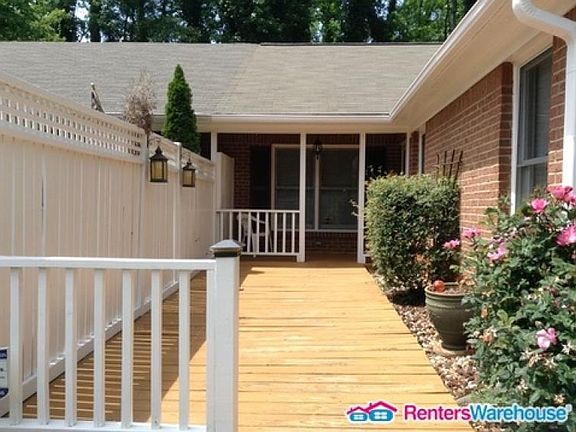 2nd image of 1921 Cooper Landing Dr SE