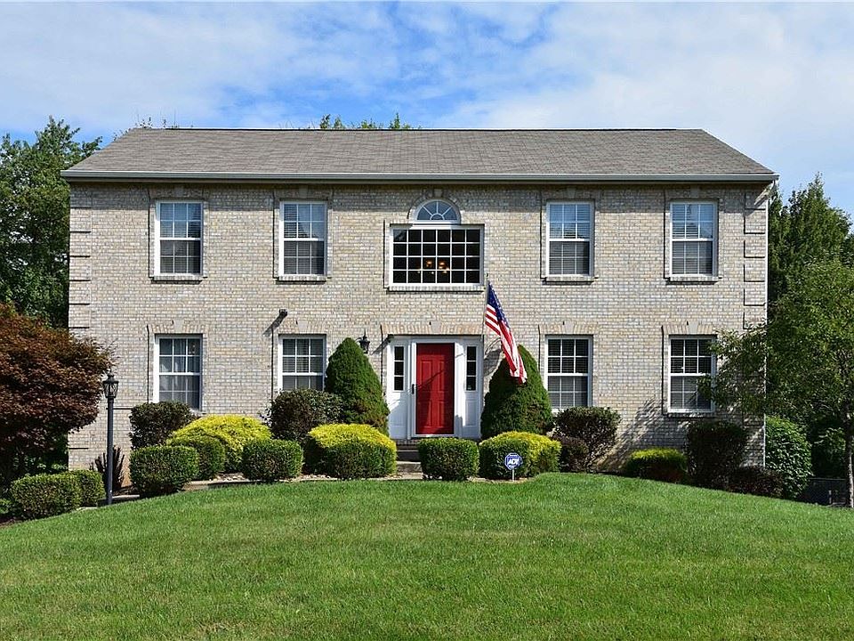 1st image of 504 Silver Hollow Dr