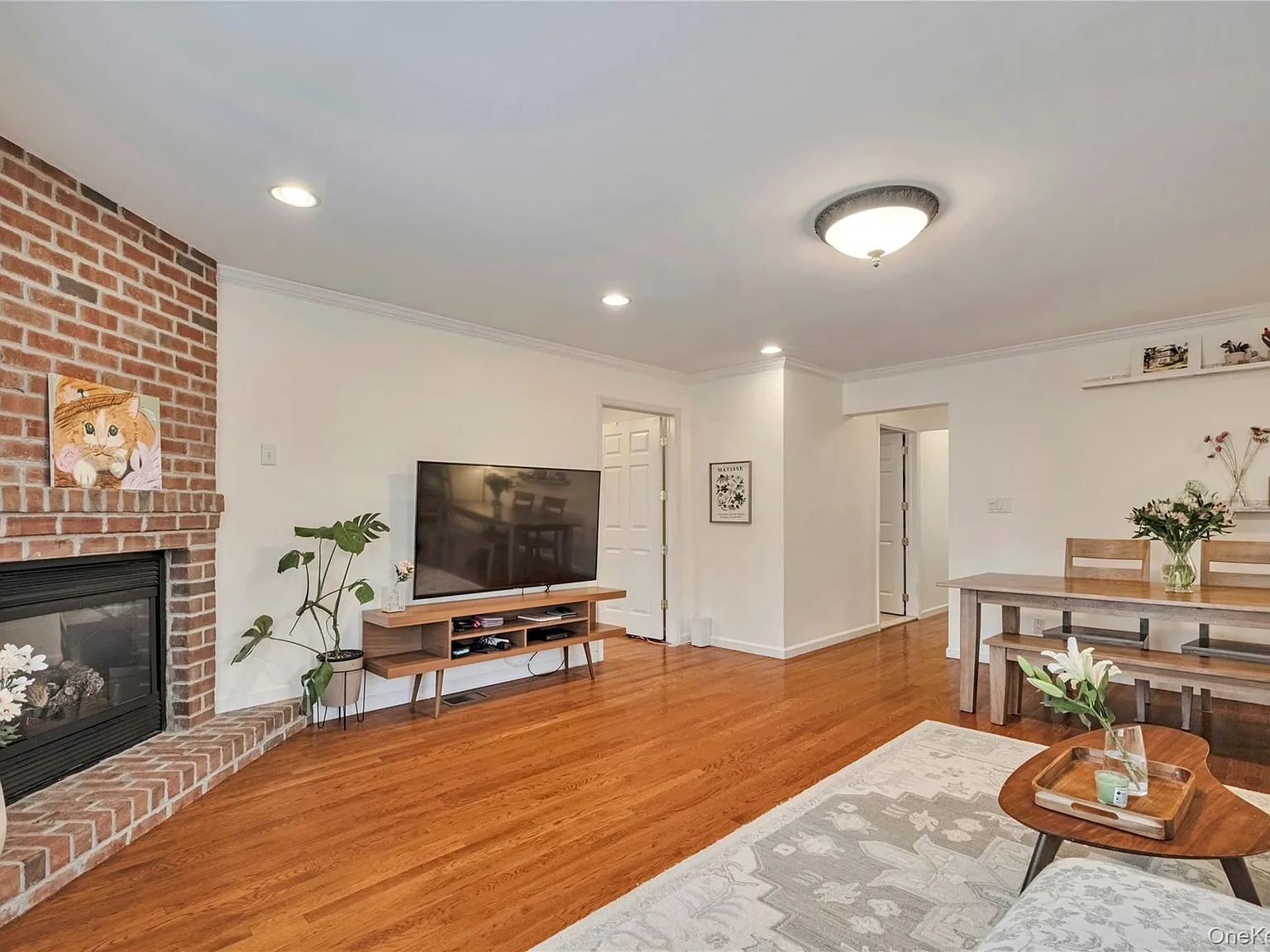 2 bed, 2.0 bath, 1500 sqft, $4,600 — Photo 3