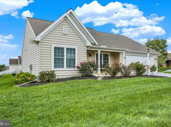 299 Sweet Birch Ln, Womelsdorf, PA 19567