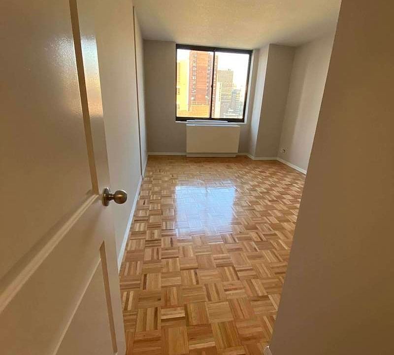 1st image of 151 E 31st St APT 28J