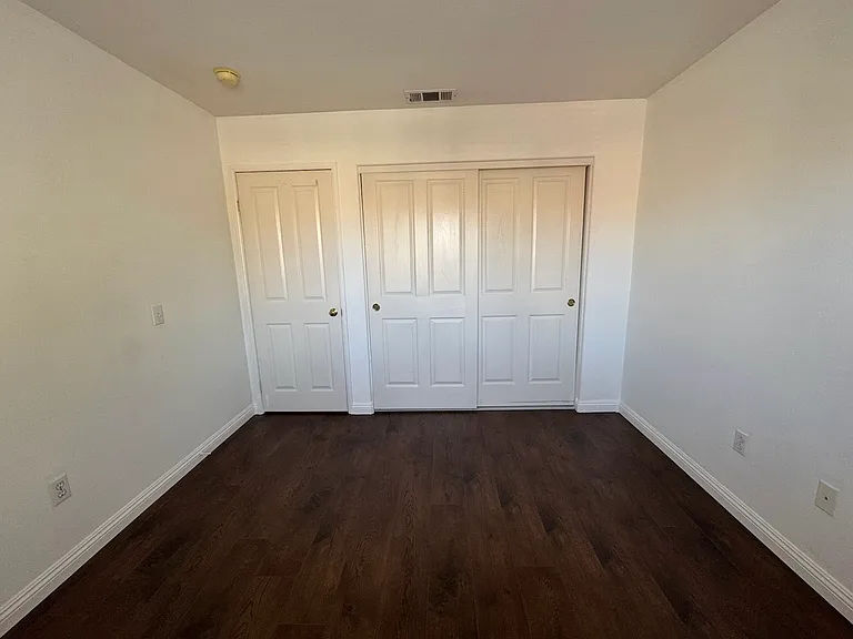 15820 Old Hickory Ln — Photo 1
