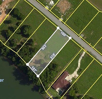 3rd image of 720 River North Dr