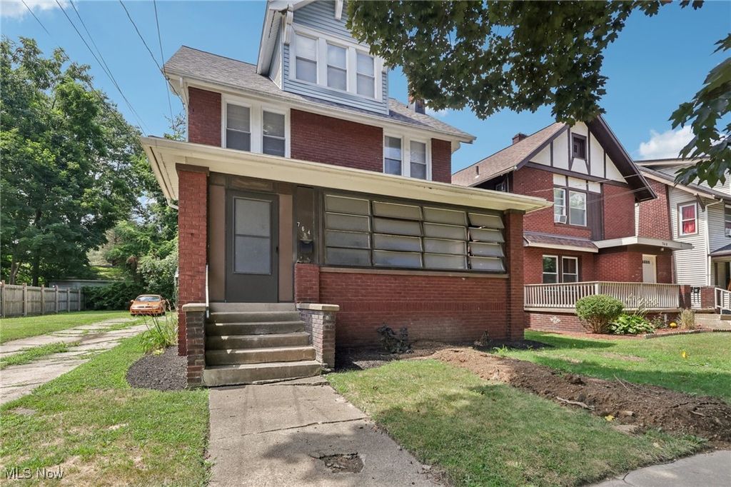Real estate listing image