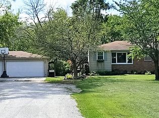 40990 N Mill Creek Rd, Old Mill Creek, IL 60083