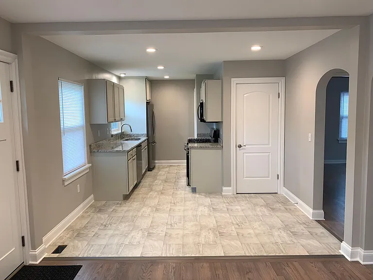 812 Madison Ave — Photo 8
