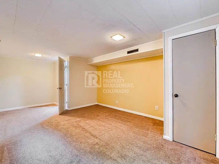 2580 S Carey Way — Photo 27