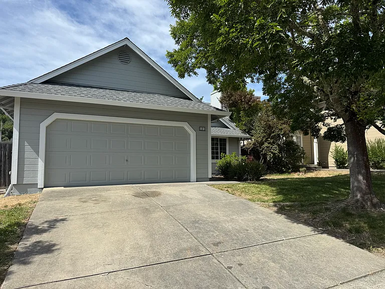 131 William Cir — Photo 3
