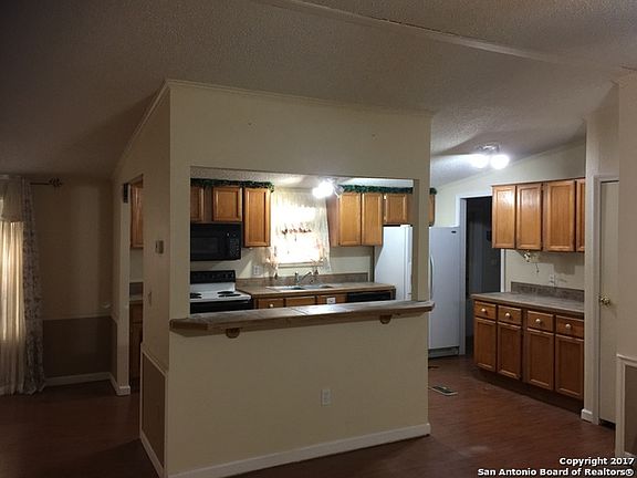 5th image of 16240 San Pedro Ave
