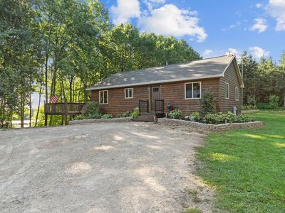 N7220 White Clover Rd, Manawa, WI, 54949
