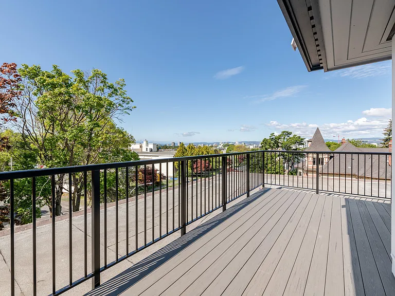 1300 Yates St — Photo 38