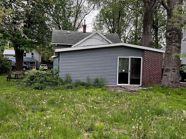 5678 Pearl St, Spencerville, IN 46788