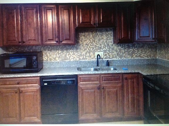 4th image of 4355 Maryland Ave APT 303