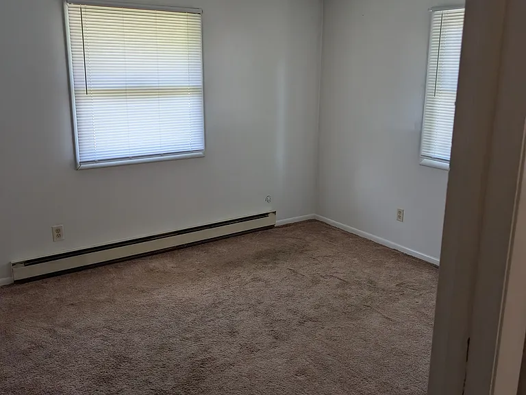 292 Kennedy St #3 — Photo 10