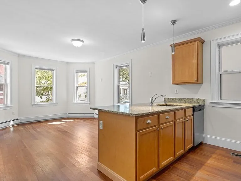 175 Elm St #1 — Photo 5