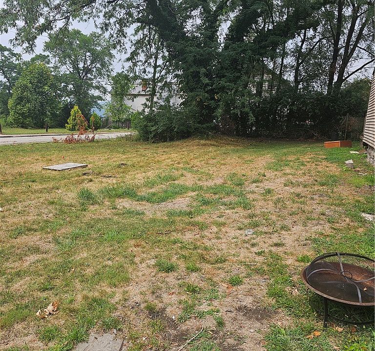 1st image of 0 Glosser St