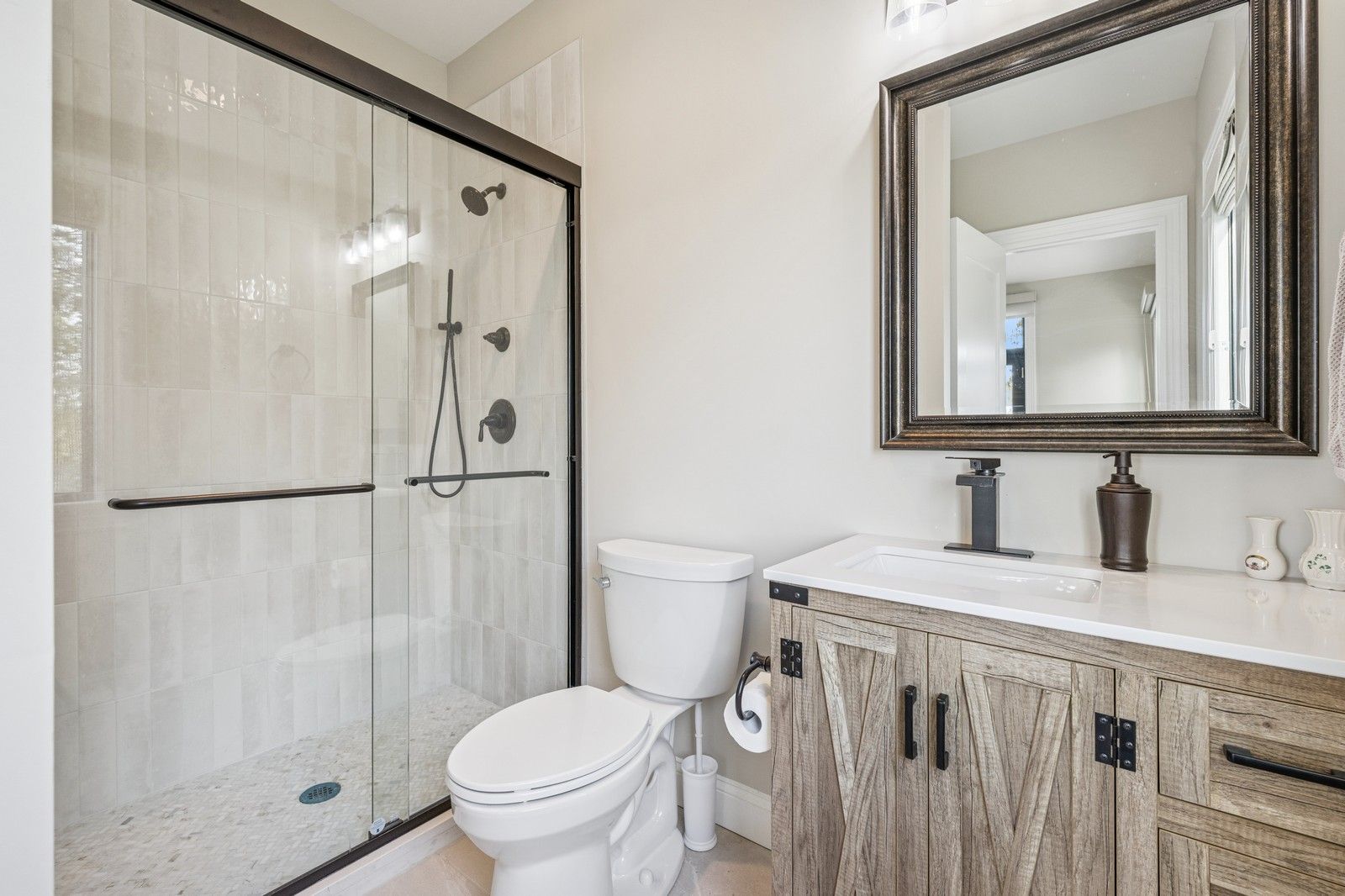  main level full bath