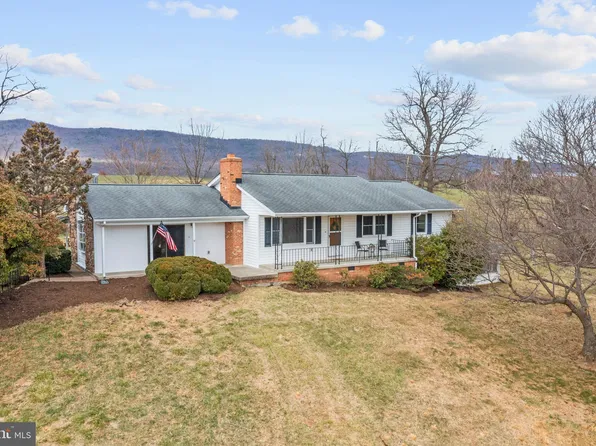 2618 Saumsville Rd, Maurertown, VA 22644