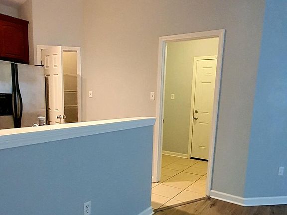 3rd image of 11532 Acorn Dr