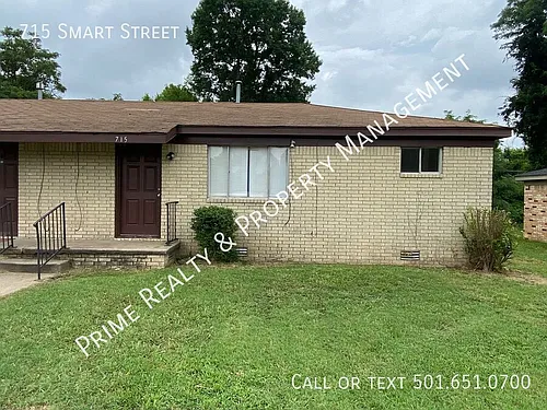 715 Smart St Photo 1