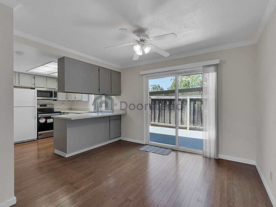 1st image of 58 Fountainhead Ct