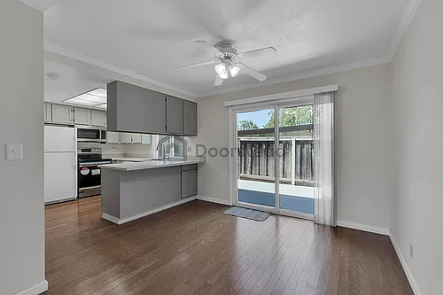 58 Fountainhead Ct Photo 1