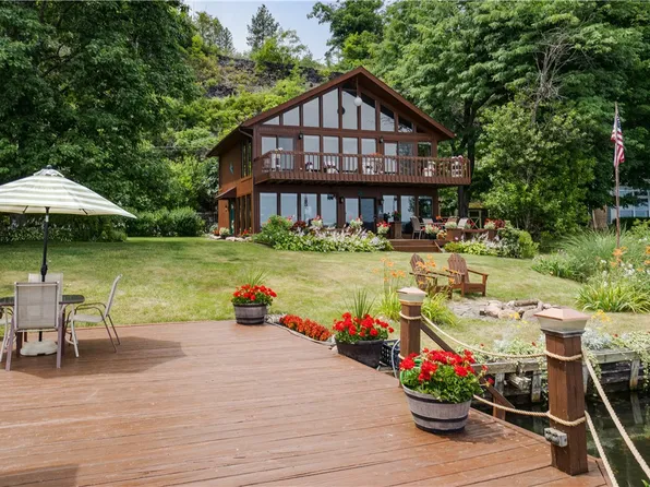 4162 Meinen Rd, Dundee, NY 14837