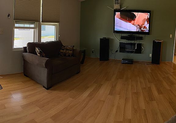 5th image of 118 Taho Cir