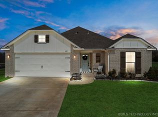 6315 E 91st St N, Owasso, OK 74055