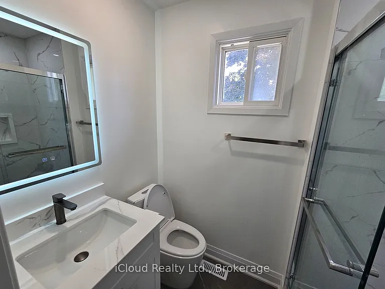 2636 Crystalburn Ave #LOWER — Photo 8