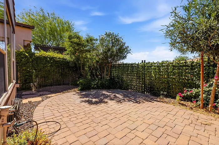 1589 E Vesper Trl — Photo 40