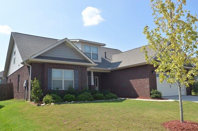 1st image of 307 Huntwood Dr