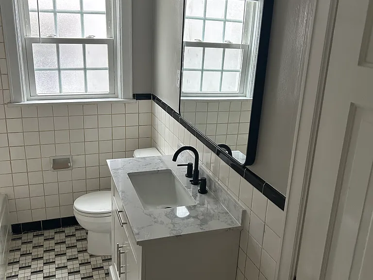 2219 Walterdale Ter — Photo 15