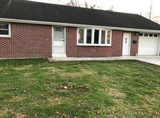 16 Harrison Ave, Christiana, PA 17509