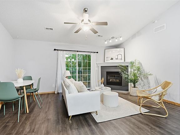 3rd image of 880 Rachael St APT 301