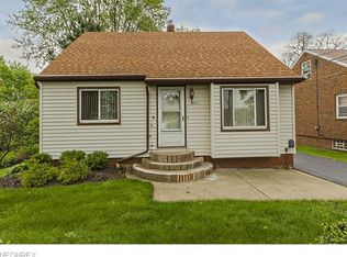 7071 Hopkins Rd, Mentor, OH 44060